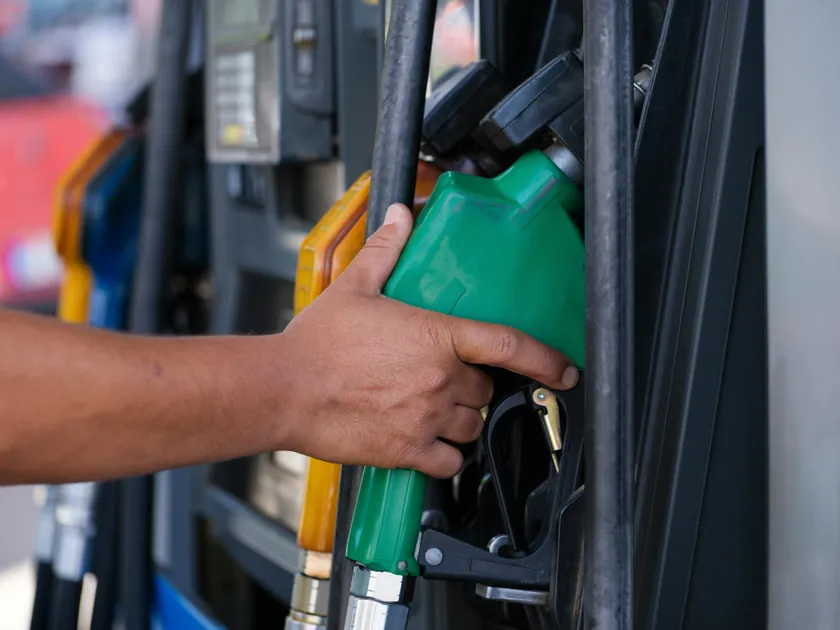 How to read NRCan fuel economy ratings — understanding L/100km for city, highway, and combined driving in Canada