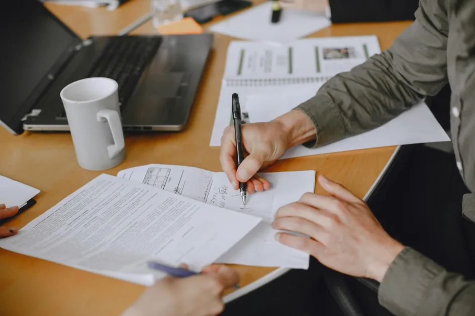Quebec dual insurance system — SAAQ covers bodily injury, private insurers cover vehicle damage and property liability